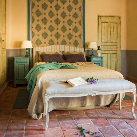 Le Hameau De Saparale 萨尔泰纳 外观 照片