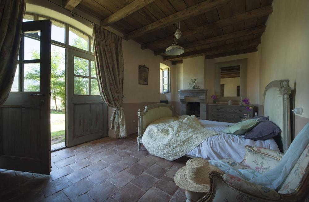 Le Hameau De Saparale 萨尔泰纳 外观 照片