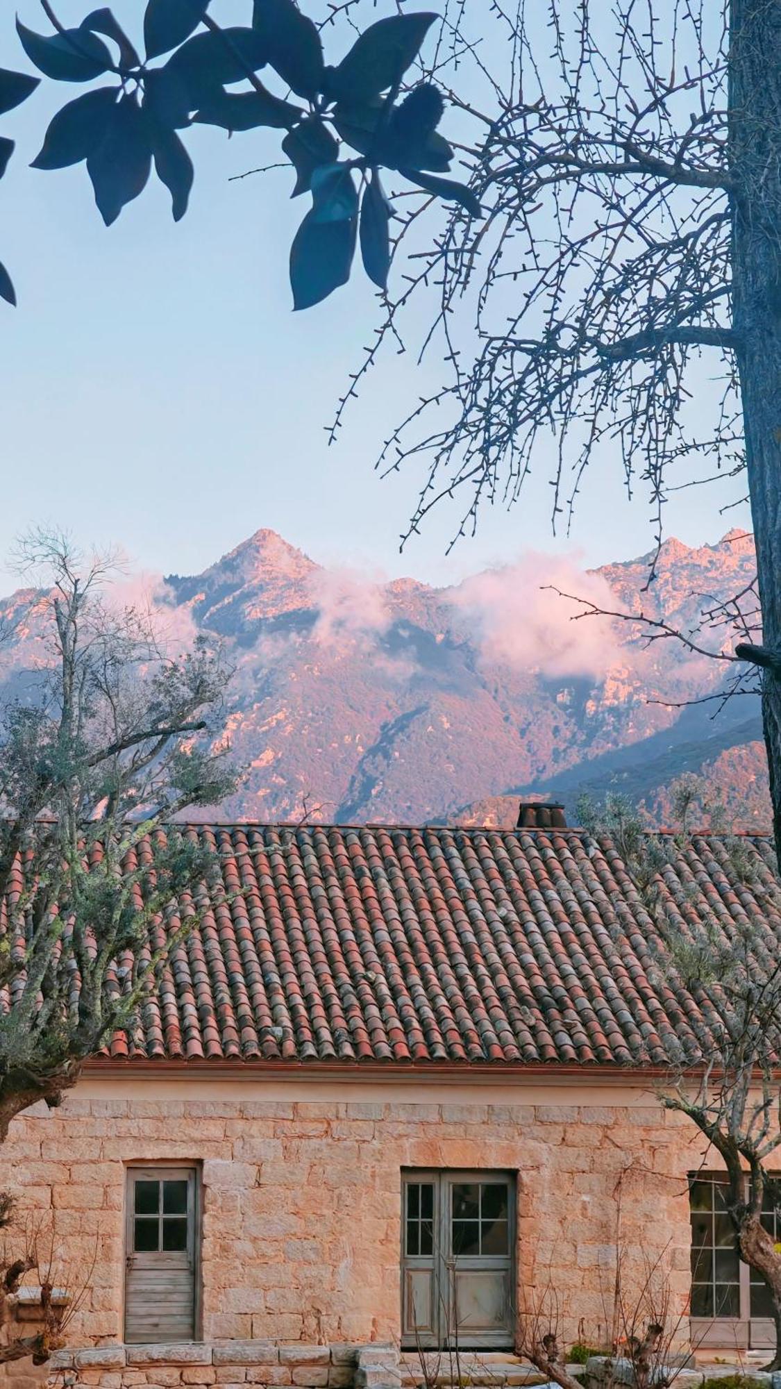 Le Hameau De Saparale 萨尔泰纳 外观 照片